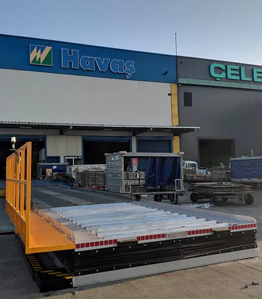 Konveyörlu Makaslı Platform